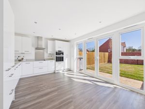 Kitchen- click for photo gallery
